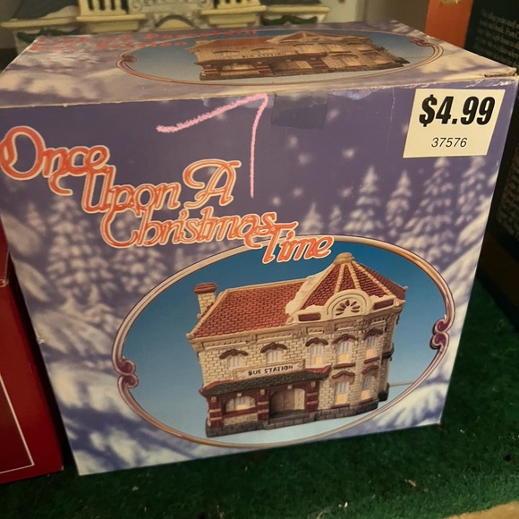 Christmas village - Picture 9 of 16